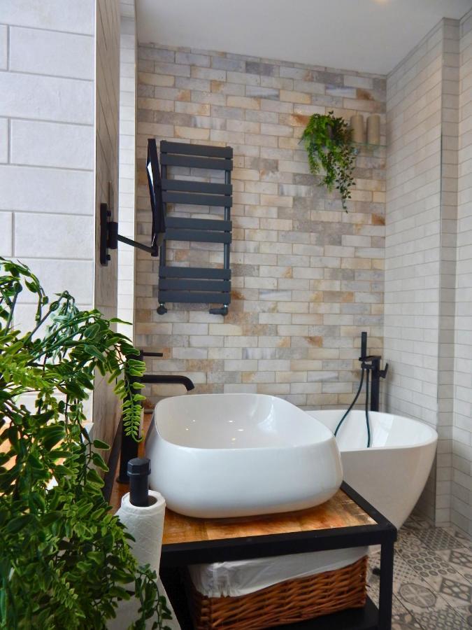 Villa Vip 3Br Grade2 Luxurious Industrial House With Wood Fire, Electric Blinds And Big Cast Iron Windows In The Heart Of The Jq Birmingham Esterno foto