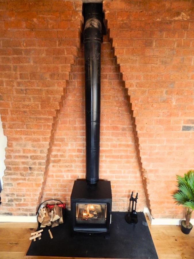 Villa Vip 3Br Grade2 Luxurious Industrial House With Wood Fire, Electric Blinds And Big Cast Iron Windows In The Heart Of The Jq Birmingham Esterno foto