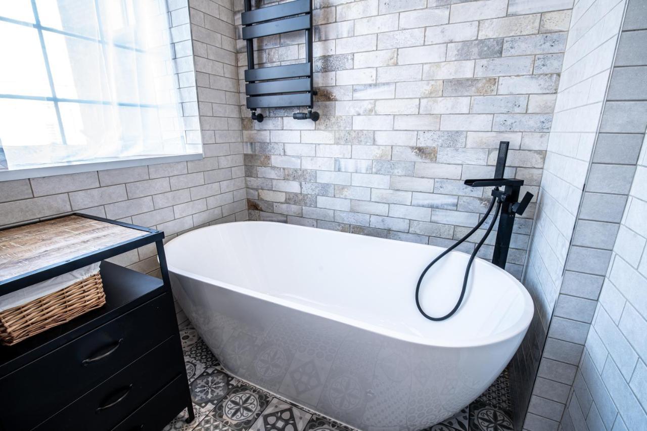 Villa Vip 3Br Grade2 Luxurious Industrial House With Wood Fire, Electric Blinds And Big Cast Iron Windows In The Heart Of The Jq Birmingham Esterno foto