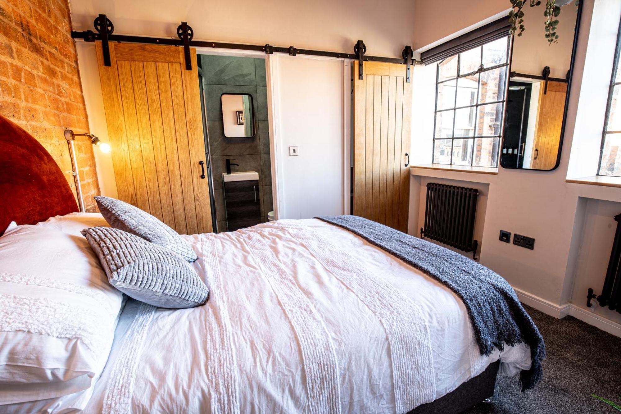 Villa Vip 3Br Grade2 Luxurious Industrial House With Wood Fire, Electric Blinds And Big Cast Iron Windows In The Heart Of The Jq Birmingham Esterno foto